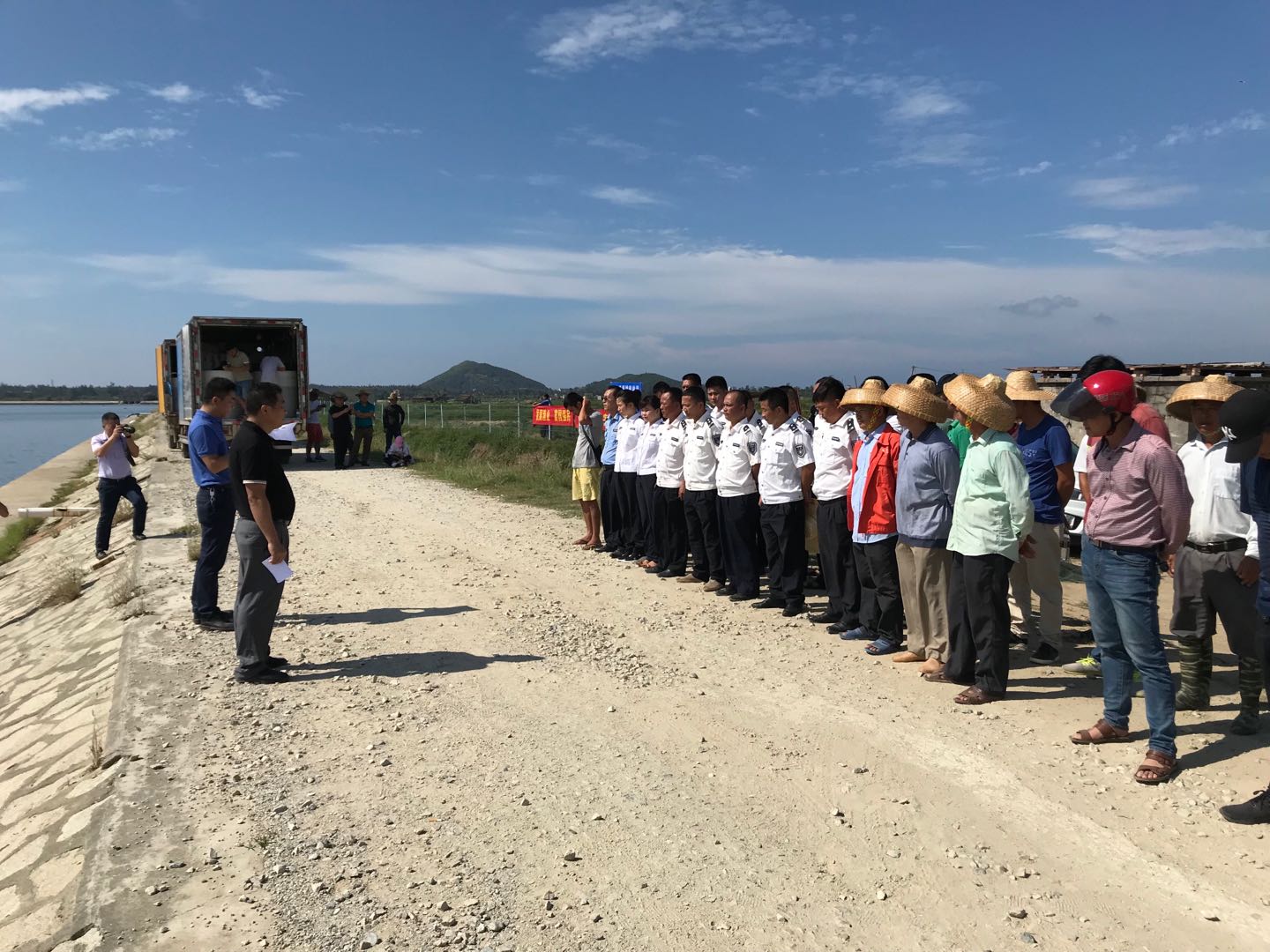 海南晨海水产助力万宁小海海域增殖放流活动顺利举行