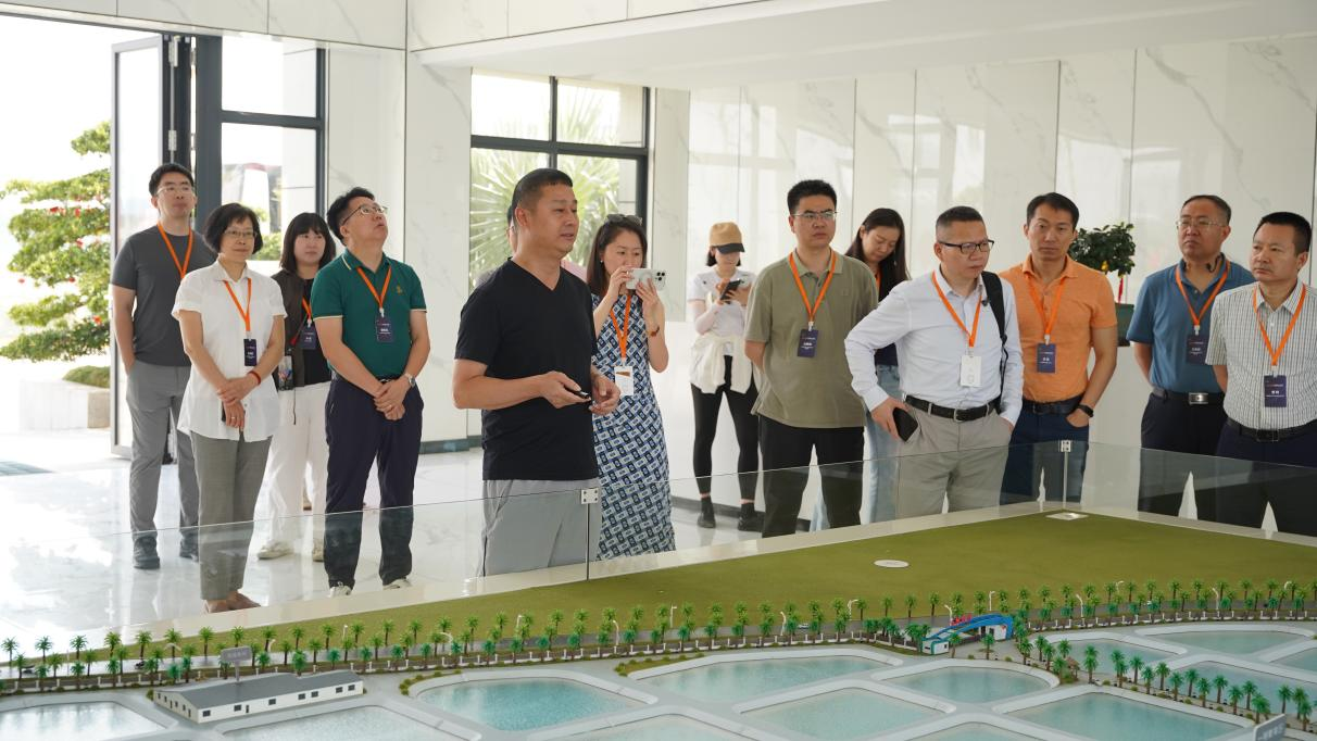 探秘蓝色经济新动能——中国绿公司年会走进晨海水产陵水种业基地
